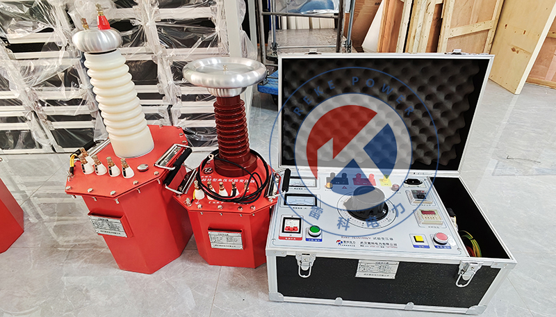 5kVA/100kV工頻耐壓試驗(yàn)系統(tǒng)啟運(yùn),構(gòu)筑完整高壓測試解決方案
